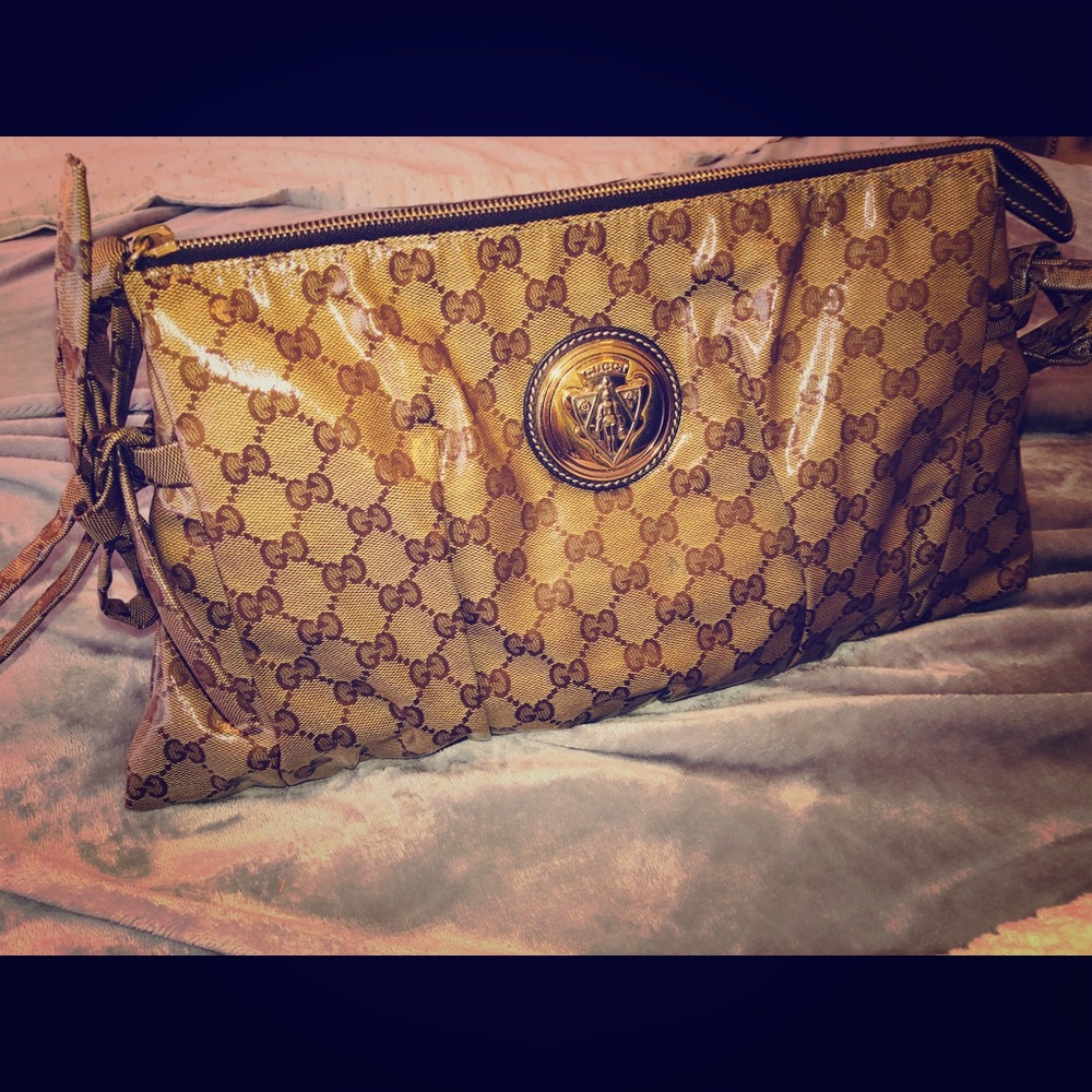 Perfect Condition Large Gucci Hysteria Clutch